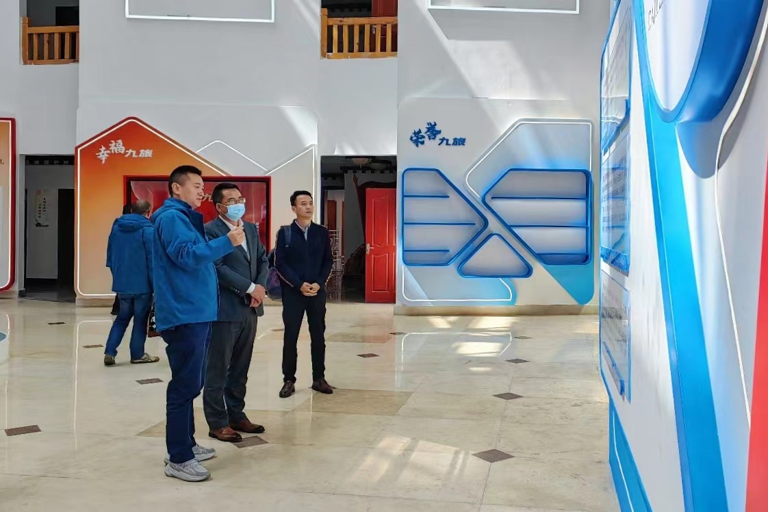 抖圈.为dU而生运业党委书记、总经理蔡亮发一行前往阿坝大九旅集团调研互换